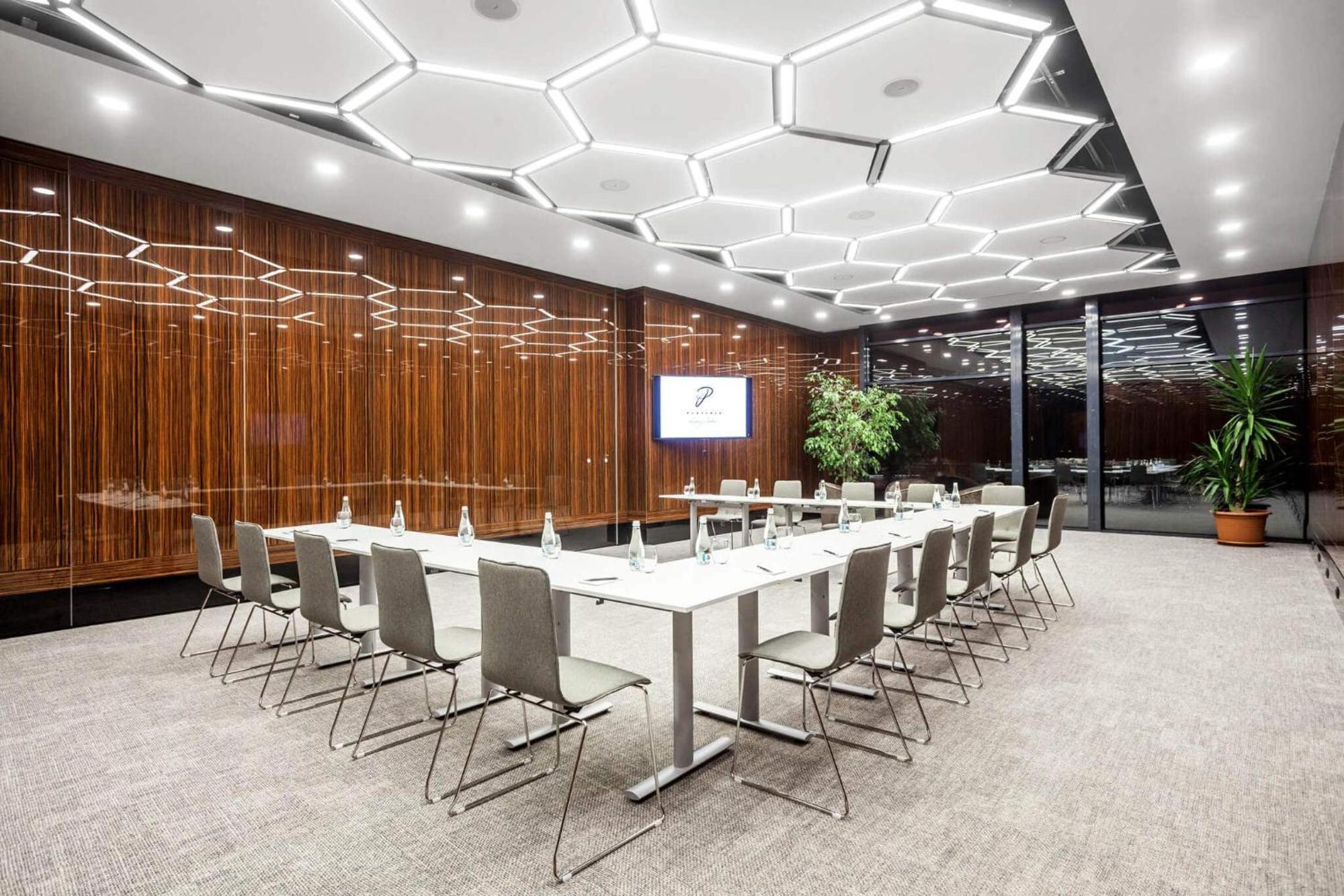 Hotel Platinia Клуж-Напока Екстер'єр фото Meeting room